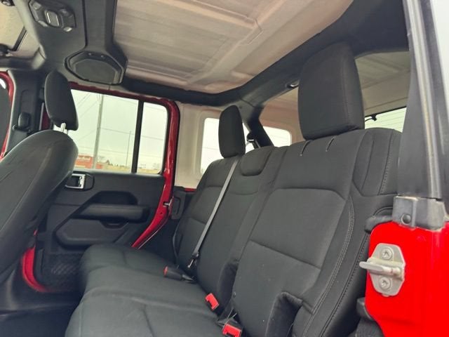 2018 Jeep Wrangler Unlimited Sahara 4x4