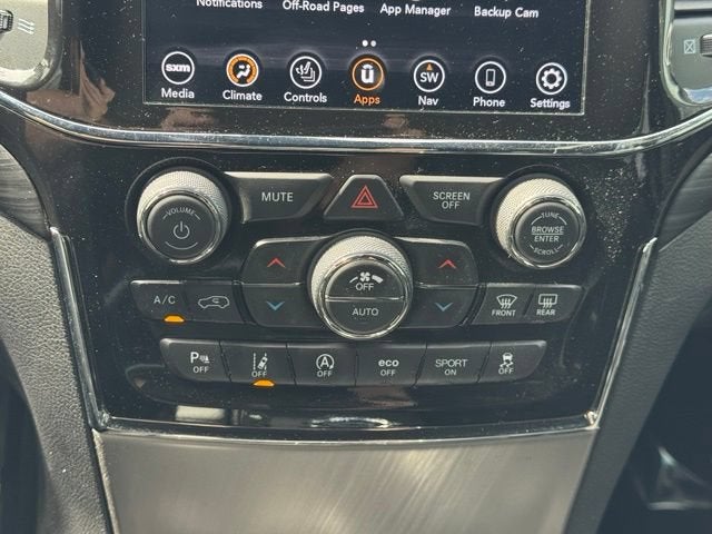 2021 Jeep Grand Cherokee Laredo X 4x4