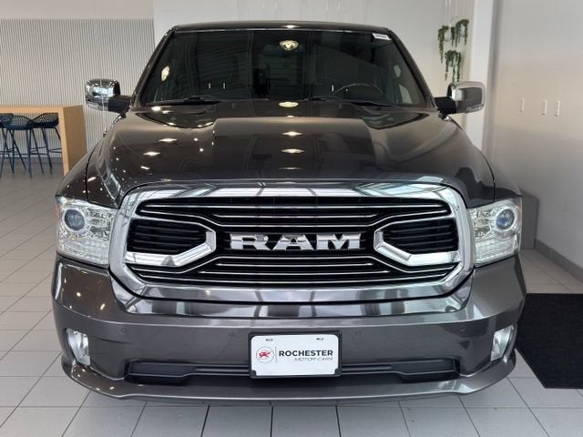 2017 RAM 1500 Limited Crew Cab 4x4 5'7" Box