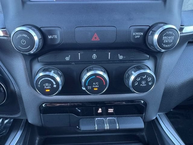2024 RAM 1500 Big Horn Crew Cab 4x4 5'7" Box