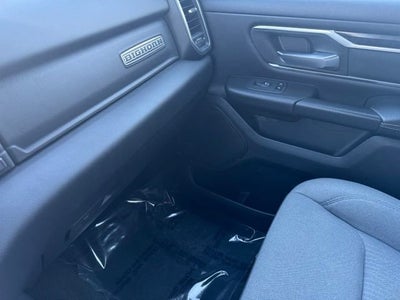 2024 RAM 1500 Big Horn Crew Cab 4x4 5'7" Box