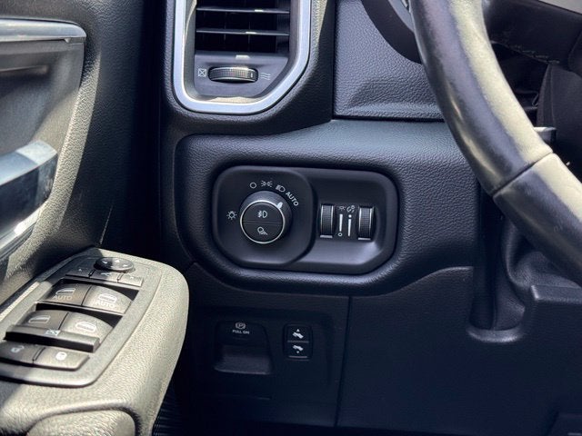 2019 RAM 1500 Big Horn/Lone Star Crew Cab 4x4 5'7" Box