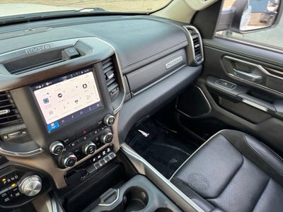2022 RAM 1500 Laramie Crew Cab 4x4 5'7" Box