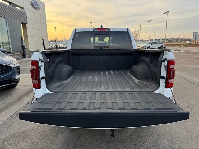2022 RAM 1500 Laramie Crew Cab 4x4 5'7" Box