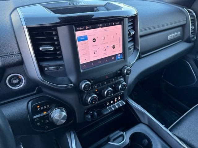2022 RAM 1500 Laramie Crew Cab 4x4 6'4" Box