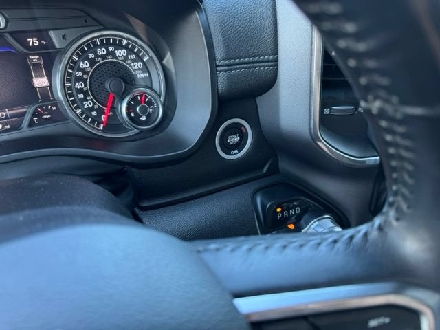 2022 RAM 1500 Laramie Crew Cab 4x4 6'4" Box