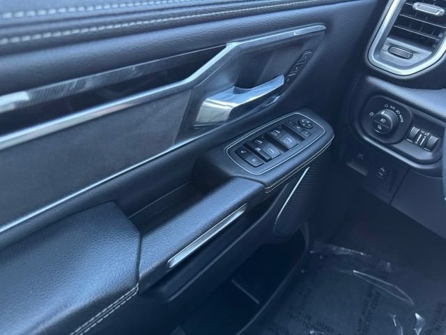 2022 RAM 1500 Laramie Crew Cab 4x4 6'4" Box