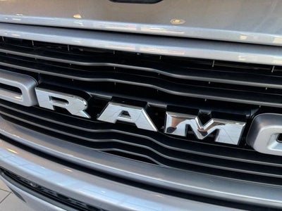 2022 RAM 1500 Laramie Crew Cab 4x4 6'4" Box