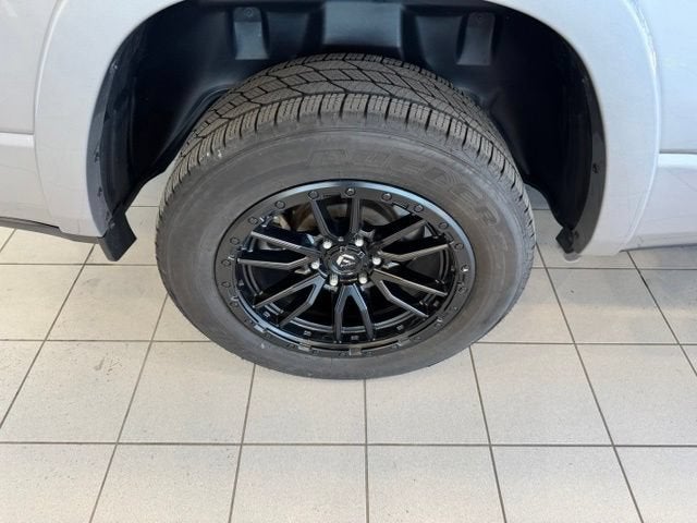 2022 RAM 1500 Laramie Crew Cab 4x4 6'4" Box