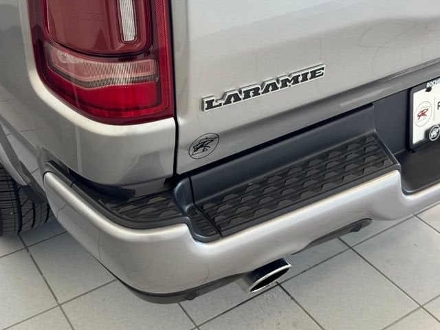 2022 RAM 1500 Laramie Crew Cab 4x4 6'4" Box