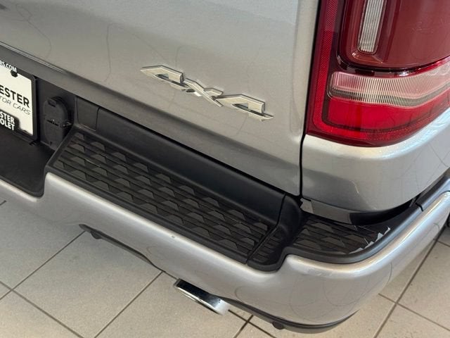 2022 RAM 1500 Laramie Crew Cab 4x4 6'4" Box
