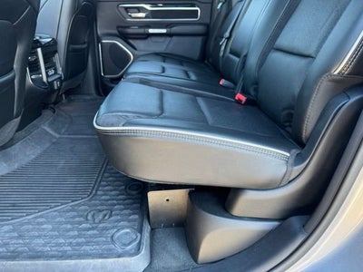 2022 RAM 1500 Laramie Crew Cab 4x4 6'4" Box