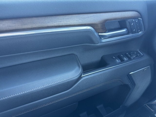 2025 Chevrolet Silverado 3500 HD High Country