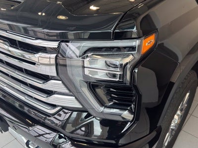 2025 Chevrolet Silverado 3500 HD High Country
