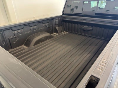 2025 Chevrolet Silverado 3500 HD High Country