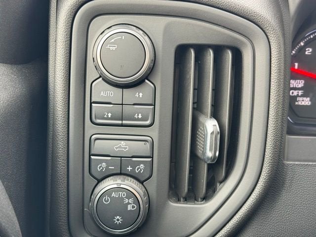 2022 Chevrolet Silverado 1500 LTD Custom Trail Boss