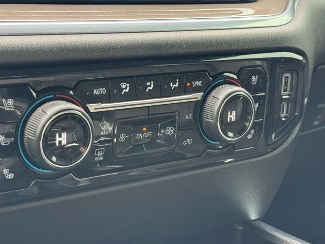 2022 Chevrolet Silverado 1500 High Country