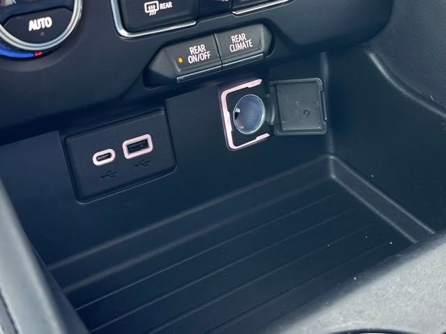 2022 GMC Yukon SLE