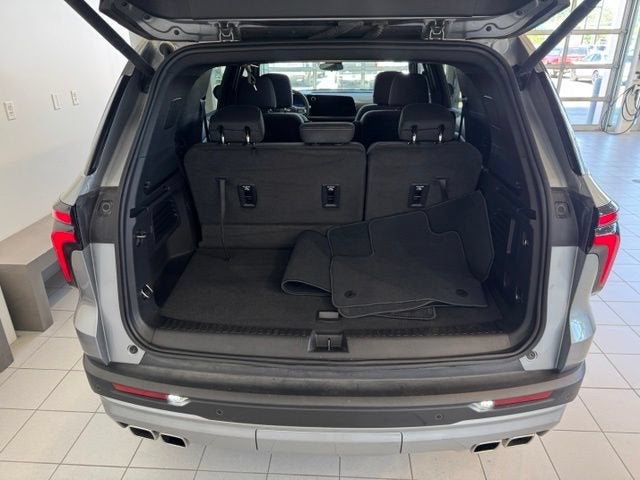 2024 Chevrolet Traverse AWD LT