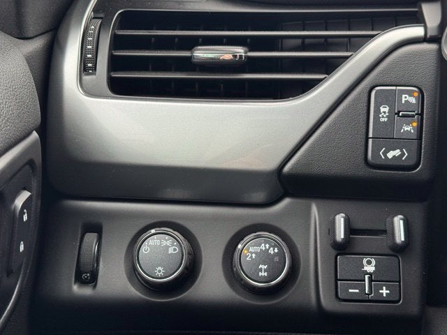 2018 Chevrolet Suburban LS