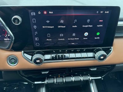 2024 GMC Canyon AT4