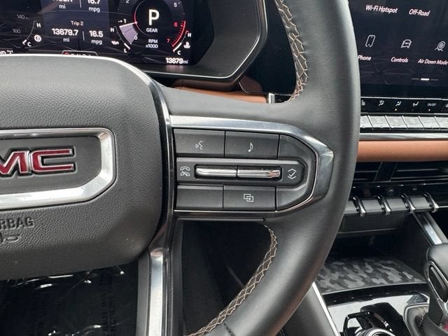 2024 GMC Canyon AT4