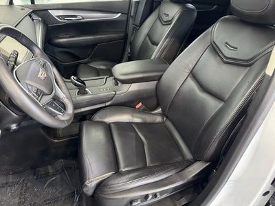 2017 Cadillac XT5 Luxury AWD