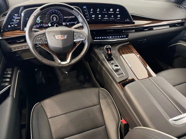 2023 Cadillac Escalade ESV Premium Luxury
