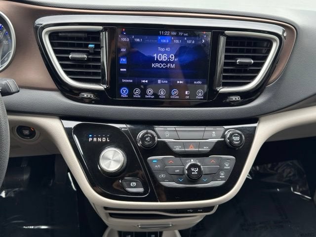 2017 Chrysler Pacifica Touring