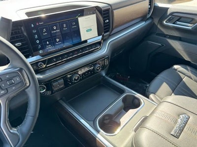 2025 Chevrolet Silverado 3500 HD High Country