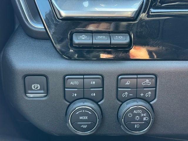 2025 Chevrolet Silverado 3500 HD High Country