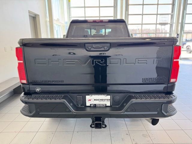 2025 Chevrolet Silverado 3500 HD High Country