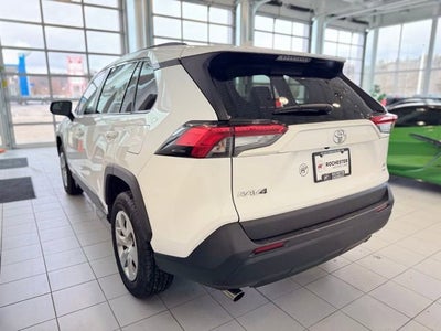 2020 Toyota RAV4 LE