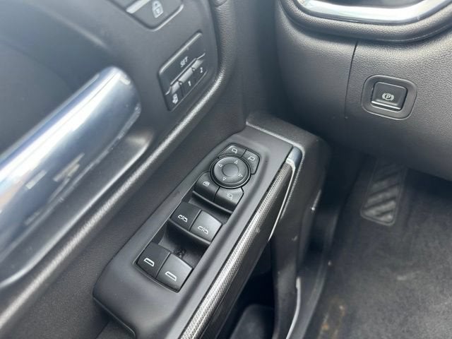 2022 GMC Sierra 1500 Limited AT4