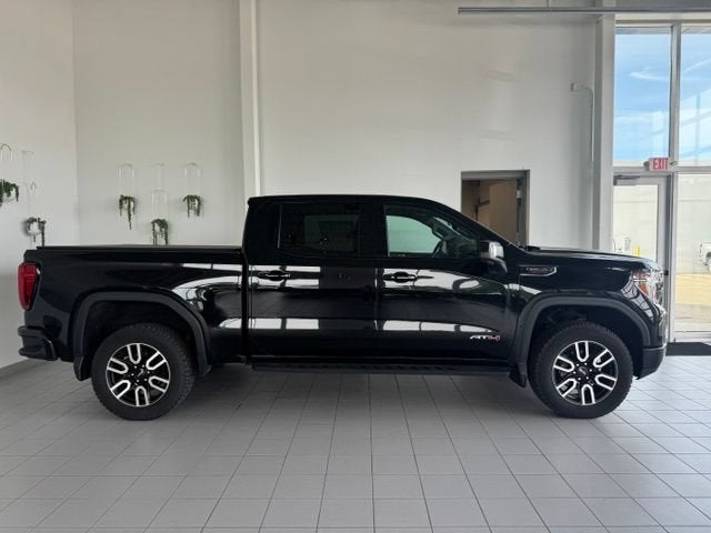 2022 GMC Sierra 1500 Limited AT4