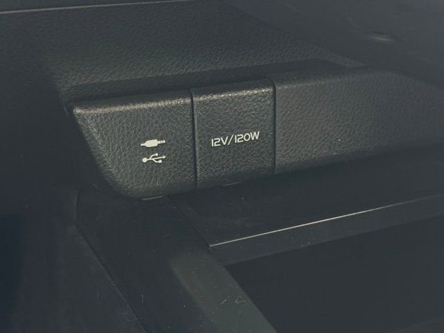 2018 Toyota Camry Hybrid LE