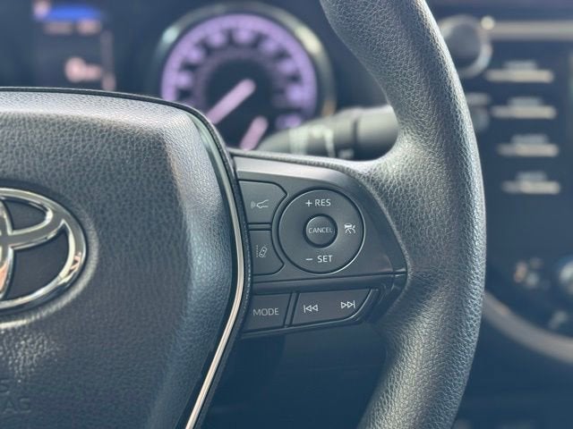 2018 Toyota Camry Hybrid LE