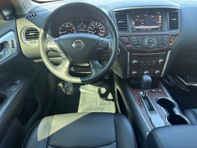 2019 Nissan Pathfinder Platinum