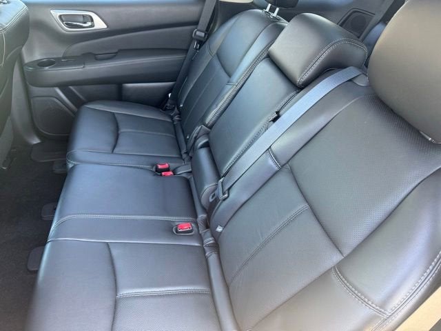 2019 Nissan Pathfinder Platinum