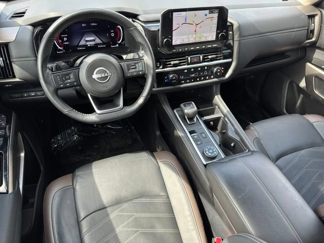 2025 Nissan Pathfinder Platinum 4WD