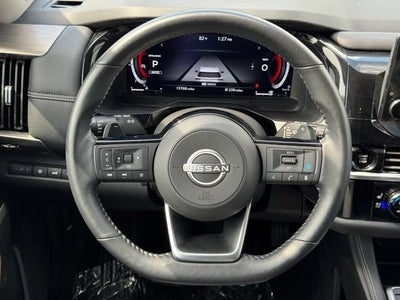 2025 Nissan Pathfinder Platinum 4WD