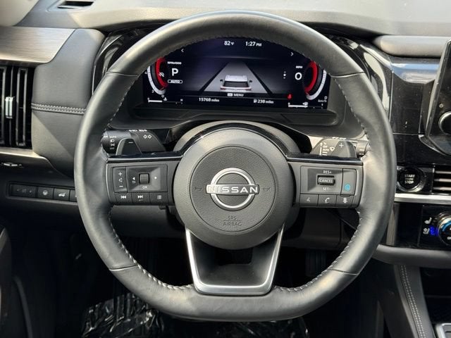 2025 Nissan Pathfinder Platinum 4WD