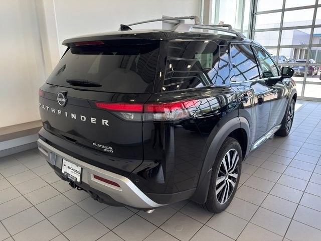 2025 Nissan Pathfinder Platinum 4WD