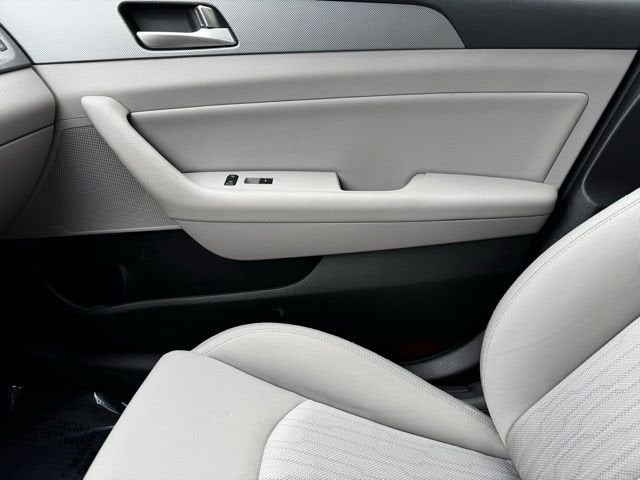 2019 Hyundai Sonata Hybrid SE