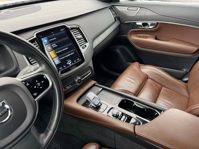 2021 Volvo XC90 Inscription Expression