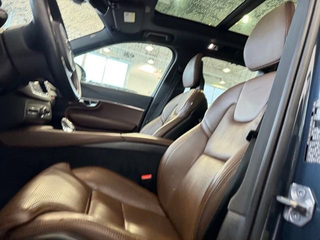 2021 Volvo XC90 Inscription Expression