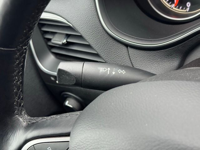 2021 Jeep Cherokee Sport