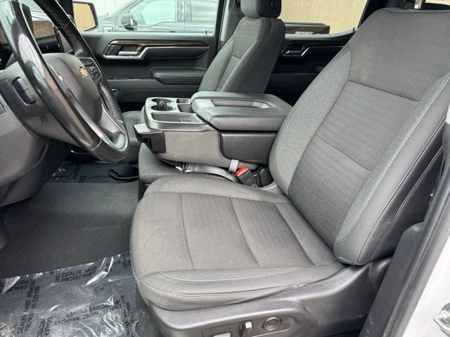 2024 Chevrolet Silverado 1500 LT LT1