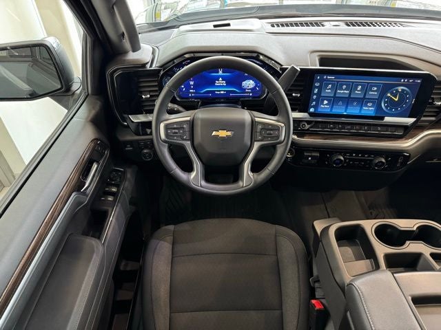 2025 Chevrolet Silverado 1500 LT LT1