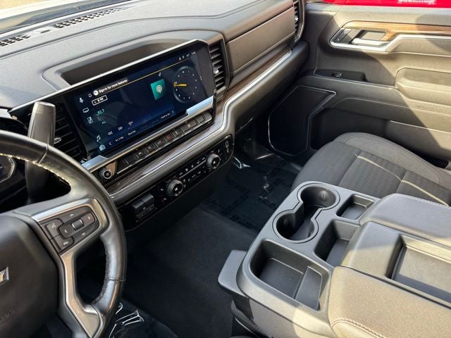 2025 Chevrolet Silverado 1500 LT LT1